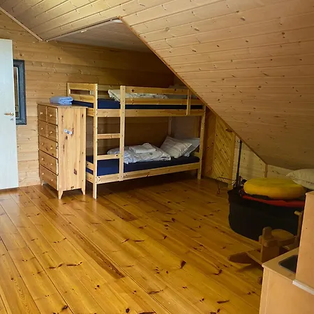 Skjerping Gardshus, בית חווה *