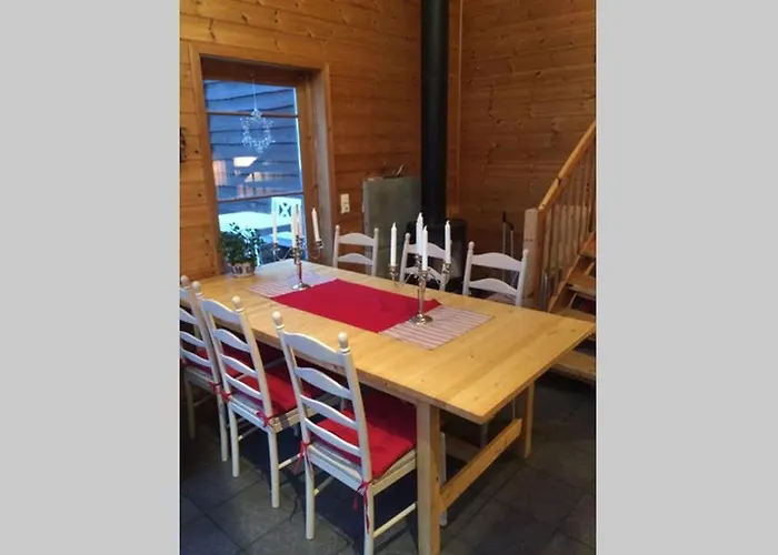 Skjerping Gardshus, * Lonevåg