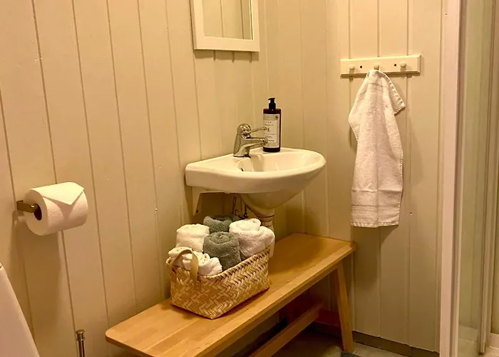 Skjerping Gardshus, Vakantieboerderij *